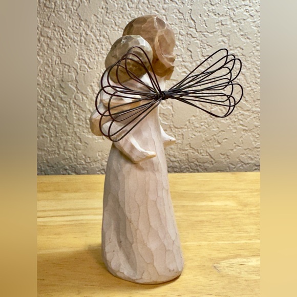 Demdaco Willow Tree Angels Embrace Holding Baby Figurine 5.25" Susan Lordi 2002 - Picture 5 of 13